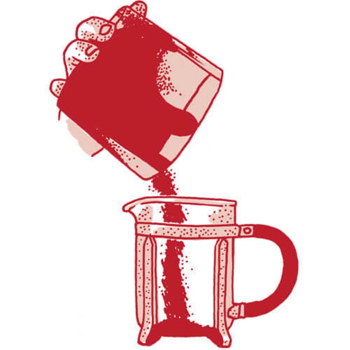 Ispraznite French Press posudu i sipajte na dno sveže samlevenu kafu.