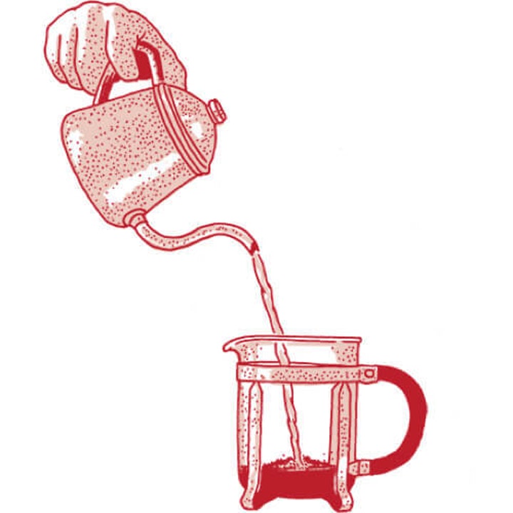 Pokrenite timer i lagano i srazmerno sipajte vodu u posudu. Probajte da se pokvasi što veći deo kafe. Sipajte do polovine posude.